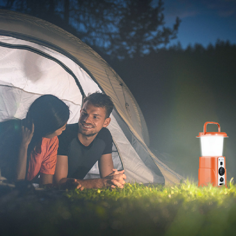 Solar Crank Radio met lichtgev - Outdoor Power Group recensie en prijs