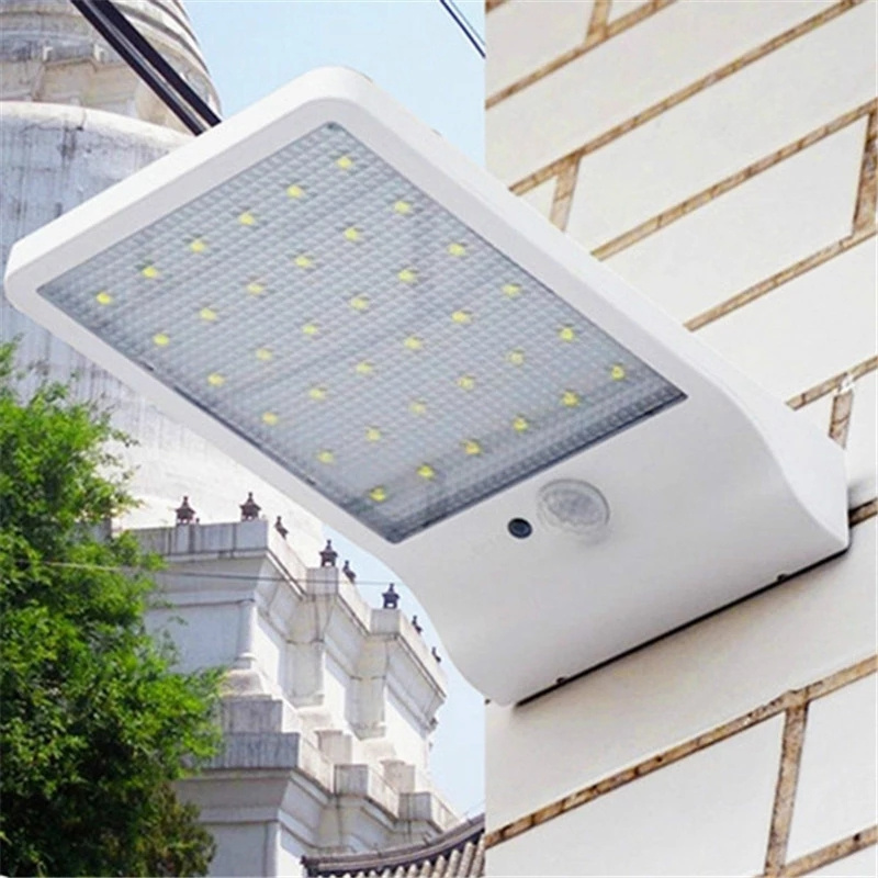 Wandlampen op zonne-energie Bu - Outdoor Power Outlet Weatherproof recensie en prijs